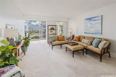 2575 Kuhio Ave #1102, Honolulu, HI 96815