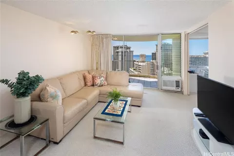 469 Ena Rd #3002, Honolulu, HI 96815