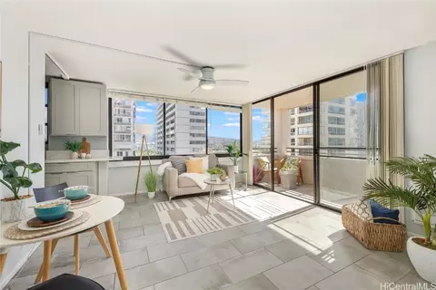 2410 Cleghorn St #1402, Honolulu, HI 96815