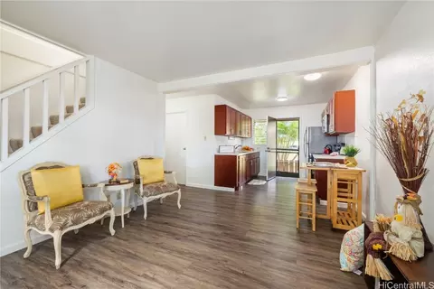 98-926 F Noelani St #10, Pearl City, HI 96782