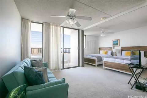 2240 Kuhio Ave #2811, Honolulu, HI 96815
