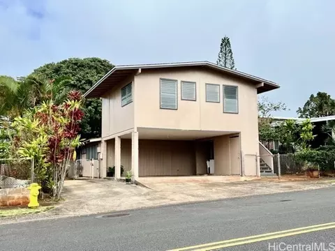 2314 Komo Mai Dr, Pearl City, HI 96782