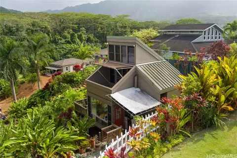 1068 Maunawili Rd # A, Kailua, HI 96734