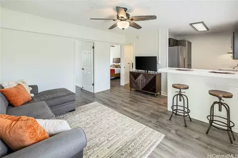 1707 Anapuni St #6, Honolulu, HI 96822