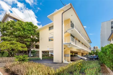 813 Coolidge St, Honolulu, HI 96826