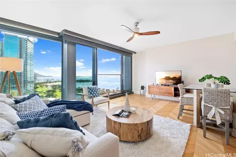 1108 Auahi St #2006, Honolulu, HI 96814