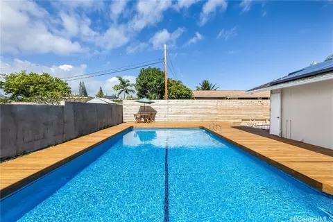 158 Kapaa St, Kailua, HI 96734