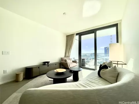 1000 Auahi St #1007, Honolulu, HI 96814
