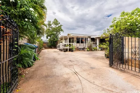 87-162 Manuoioi Pl, Waianae, HI 96792