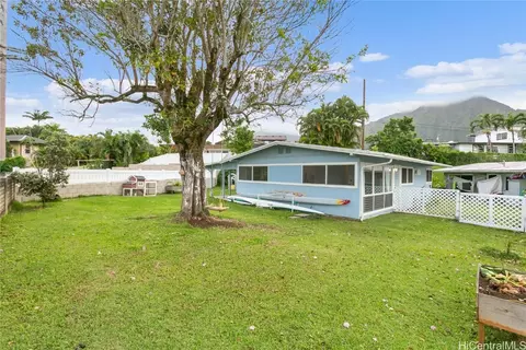 45-480 Apiki St #B, Kaneohe, HI 96744