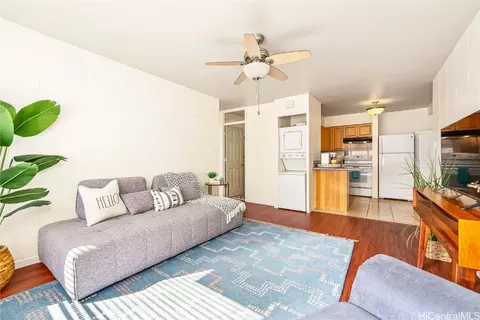 929 Ahana St #207, Honolulu, HI 96814