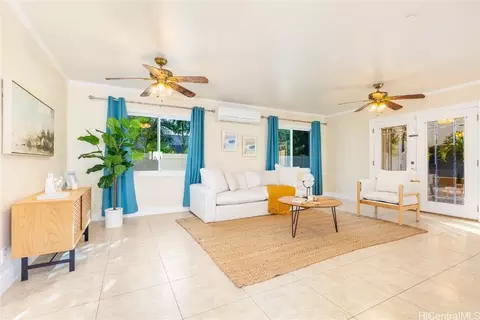 87-1059 Oheohe St, Waianae, HI 96792