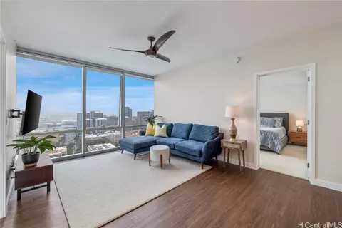 555 South St #3907, Honolulu, HI 96813