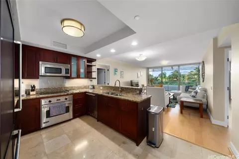 1551 Ala Wai Blvd #303, Honolulu, HI 96815