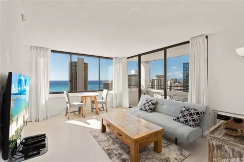 2410 Cleghorn St #2904, Honolulu, HI 96815