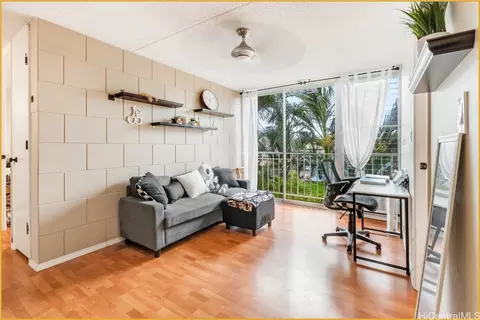 2845 Waialae Ave #312, Honolulu, HI 96826