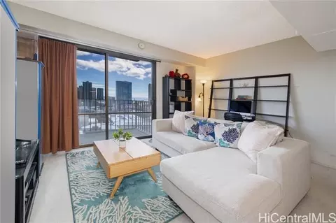 225 Queen St #21H, Honolulu, HI 96813