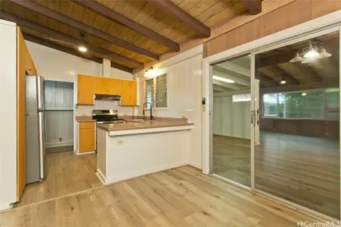 98-1120 Iliee St, Aiea, HI 96701
