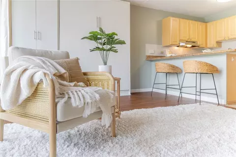 411 Hobron Ln #608, Honolulu, HI 96815