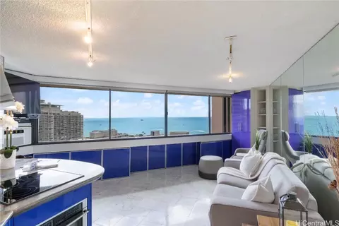 1700 Ala Moana Blvd #3004, Honolulu, HI 96815