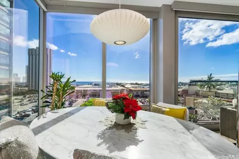 1555 Kapiolani Blvd #908, Honolulu, HI 96814