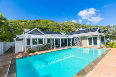 7405 Makaa St, Honolulu, HI 96825
