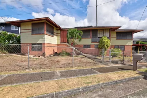 2452 Lakoloa Pl, Honolulu, HI 96819