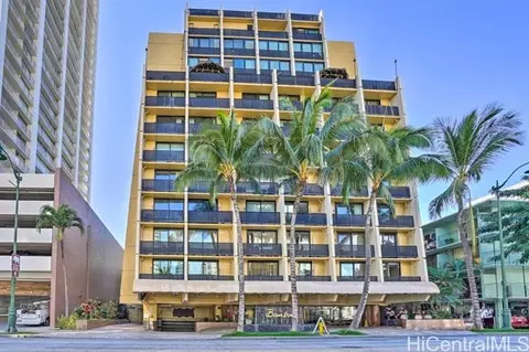 2425 Kuhio Ave #404, Honolulu, HI 96815