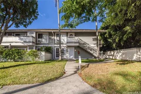 447 Mananai Pl #34B, Honolulu, HI 96818