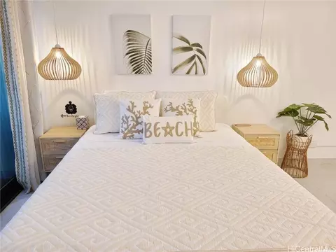 2425 Kuhio Ave #706, Honolulu, HI 96815