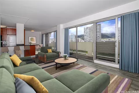 2085 Ala Wai Blvd #B113, Honolulu, HI 96815