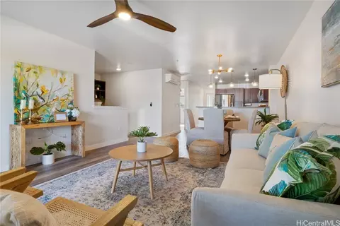 91-960 Iwikuamoo St #305, Ewa Beach, HI 96706