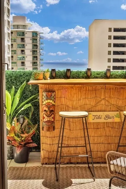 2450 Prince Edward St #1110A, Honolulu, HI 96815