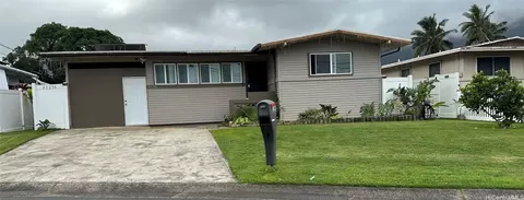 45-236 Pahikaua St, Kaneohe, HI 96744