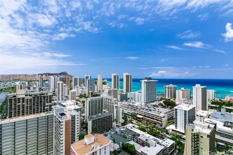 445 Seaside Ave #4003, Honolulu, HI 96815