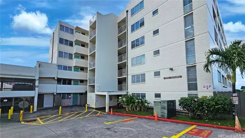 1555 Pohaku St #B502, Honolulu, HI 96817