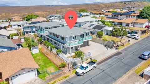 1652 Puananala St, Pearl City, HI 96782