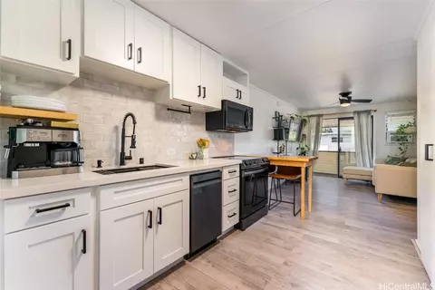 725 Kihapai Pl #A4, Kailua, HI 96734