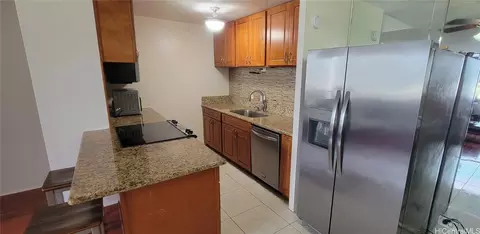 3045 Ala Napuaa Pl #511, Honolulu, HI 96818