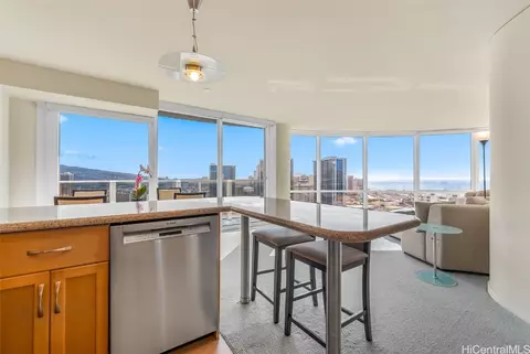 1296 Kapiolani Blvd #II-3803, Honolulu, HI 96814