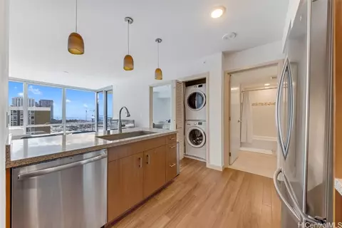 555 South St #1701, Honolulu, HI 96813