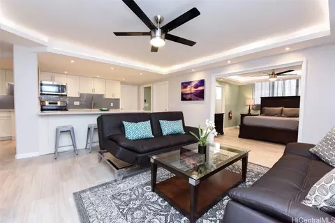 2442 Kuhio Ave #803, Honolulu, HI 96815