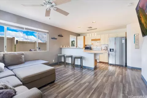 91-440 Makalea St #103, Ewa Beach, HI 96706