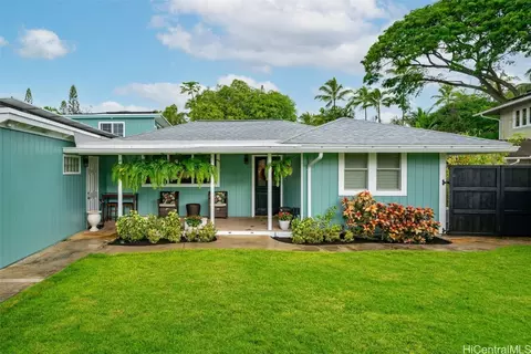 565 Kaimake Loop, Kailua, HI 96734
