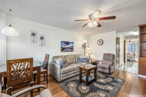 425 Ena Rd #PH 1B, Honolulu, HI 96815