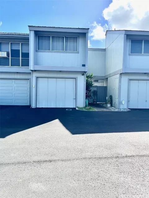98-1459 Kaahumanu St #208-B, Aiea, HI 96701