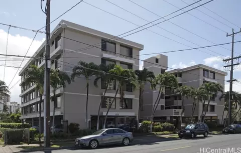 825 Coolidge St #404, Honolulu, HI 96826