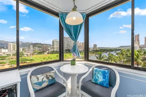 444 Niu St #1011, Honolulu, HI 96815