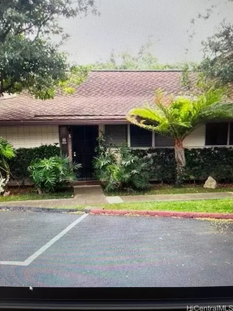 4208 Keanu St #4, Honolulu, HI 96816