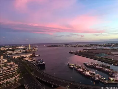 215 N King St #2409, Honolulu, HI 96817